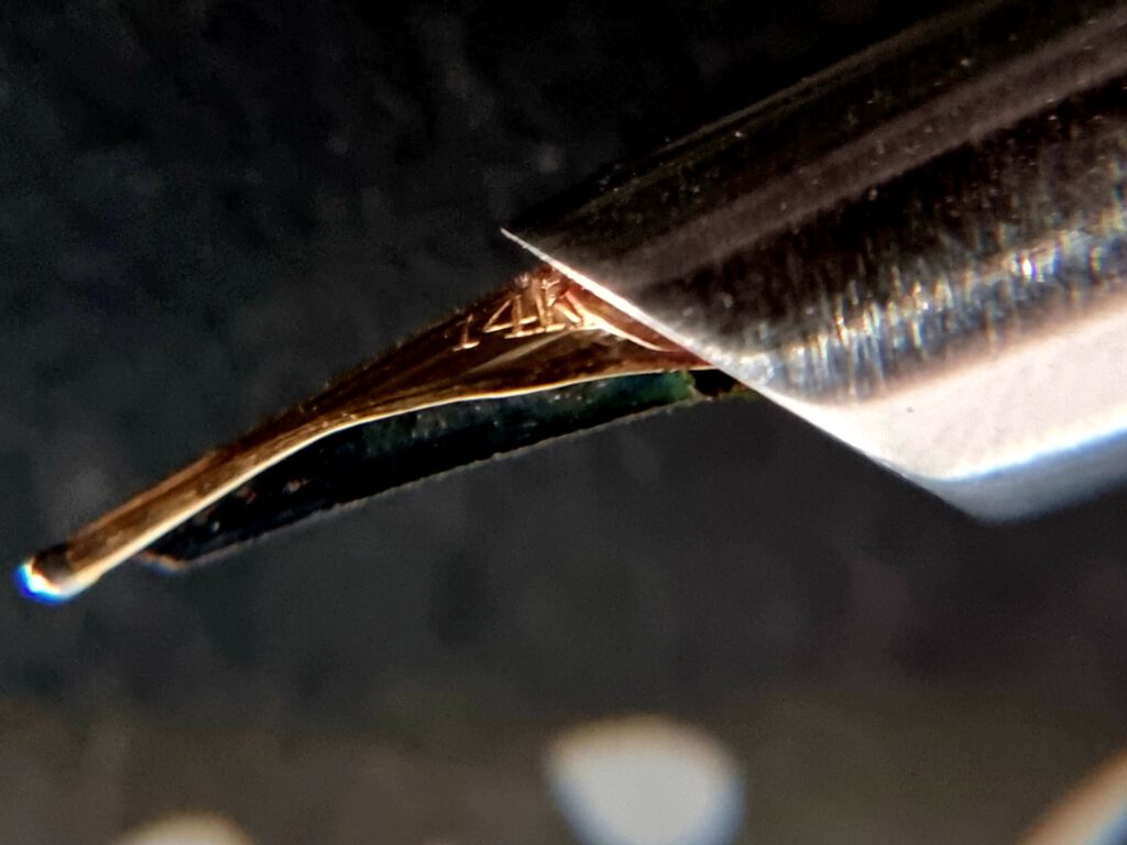 Sailor 1961 - Magna L - 14k - Nib Sideview