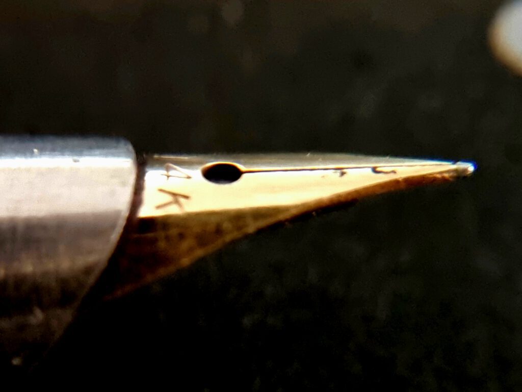 Sailor 1961 - Magna L Mini - 14k - Nib Sideview