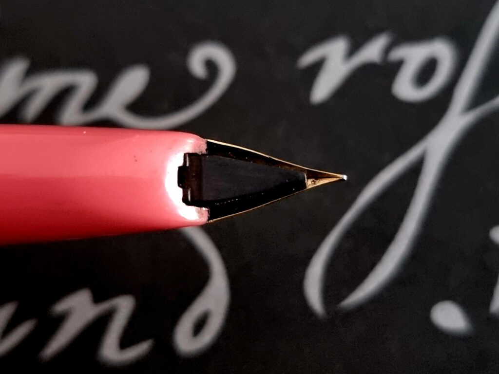 Sailor 1963 - 2G Mini - 14k - Nib Underview