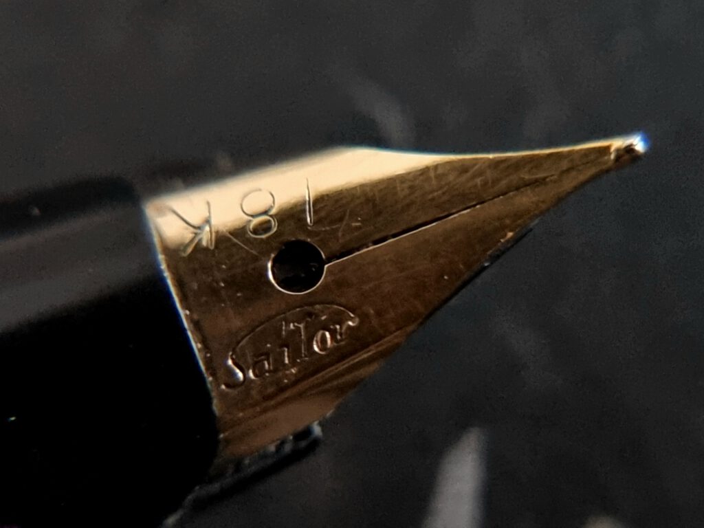 Sailor 1964 - 18k - Luxury Cap - Nib Overview